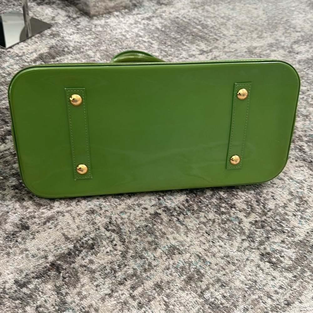 Louis Vuitton Alma GM - Limited Edition Vert Tonic Monogram Vernis - Picture 5 of 17